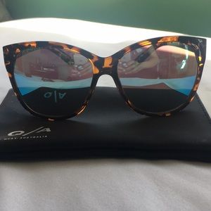 Quay Australia About Last Night Sunglasses